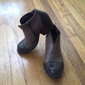 Born two-tone ankle boots